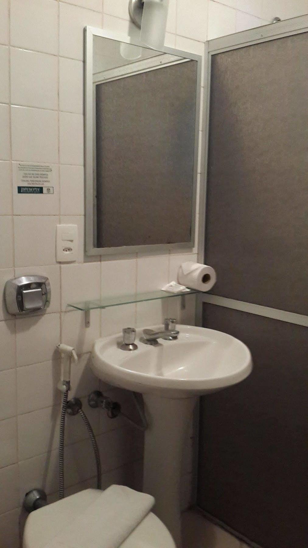 Ryan Hotel
